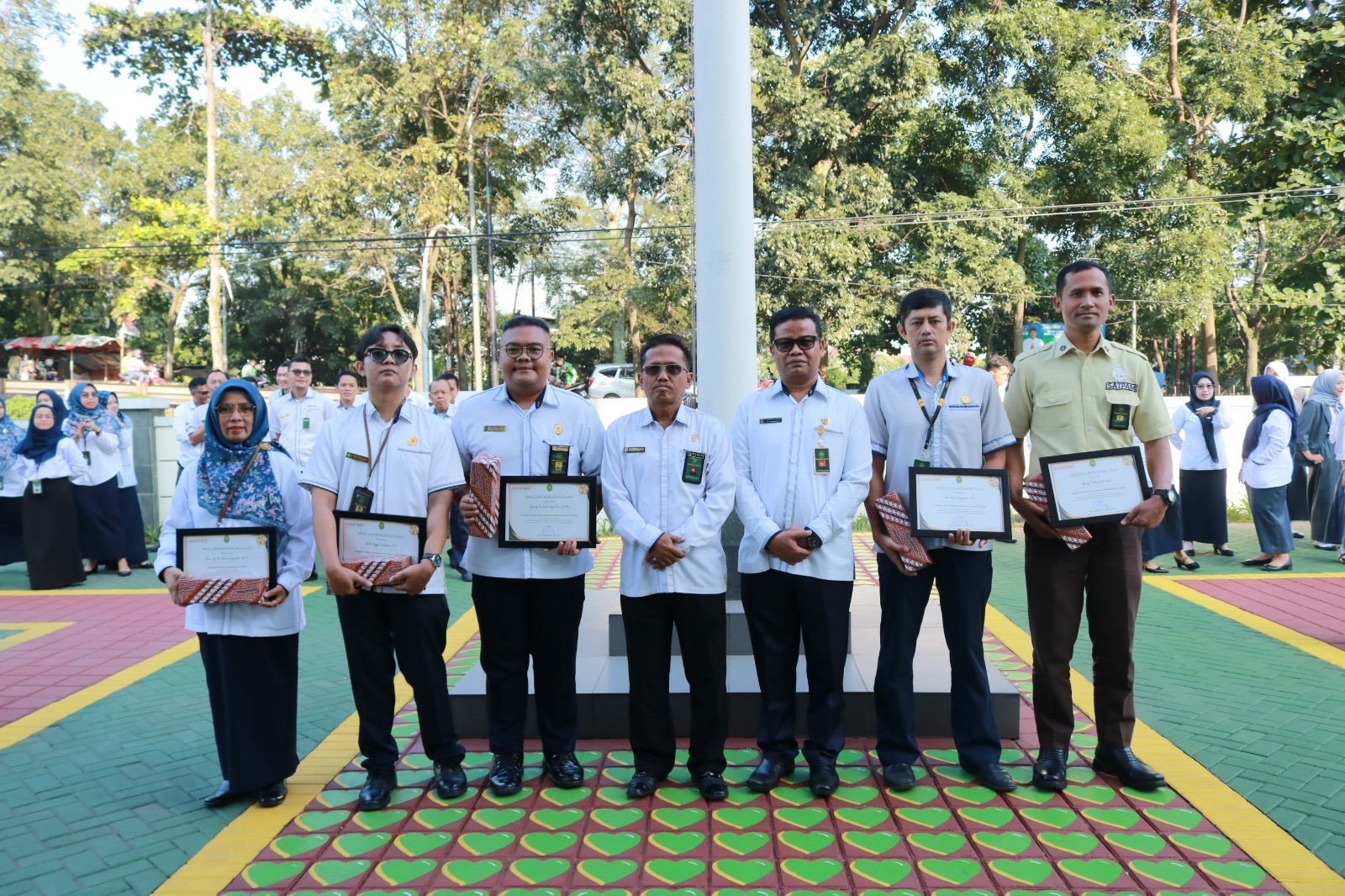 pegawai terbaik